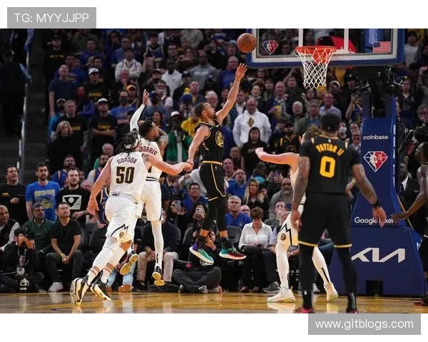 2019年NBA季后赛掘金与勇士的激烈对决回顾与分析