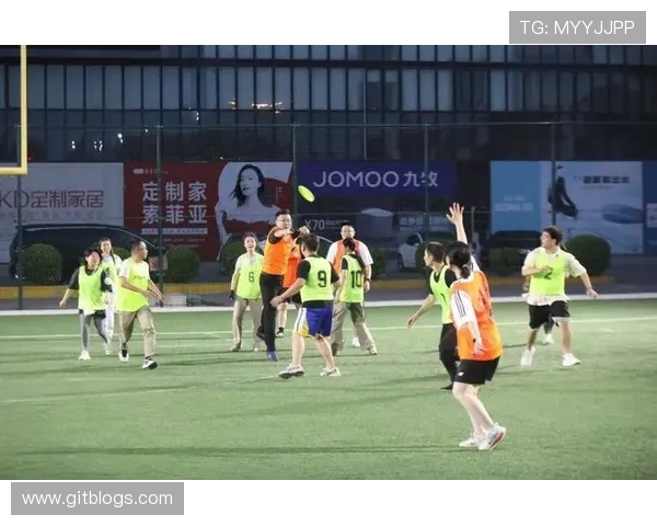 重庆飞盘队荣登飞盘节奏排行榜第二名展现出色竞技实力与团队协作精神 重庆飞盘队荣登飞盘节奏排行榜第二名展现出色竞技实力与团队协作精神